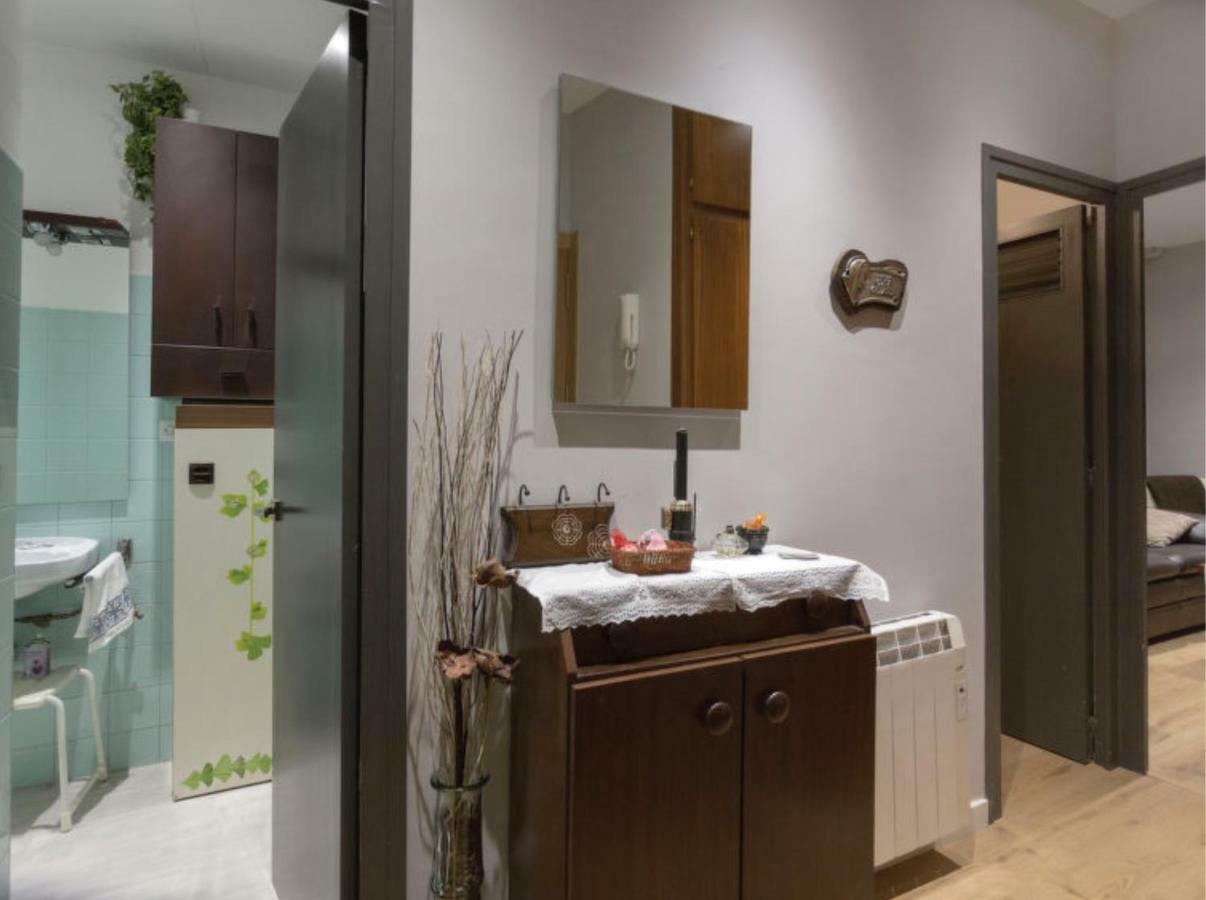 Apartamento Céntrico Ripoll Esterno foto